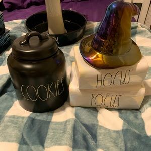 RESERVED FOR REESECUP2211